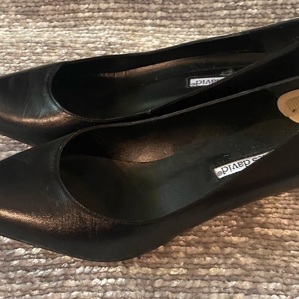Elegant Black Women's Shoes - Picture 4 of 8